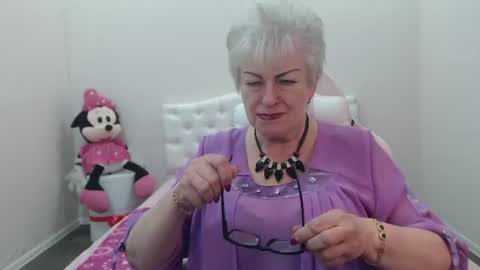 kaylesmoll online show from 07-28-26, 07:39