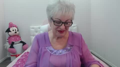 kaylesmoll online show from 07-29-26, 06:39