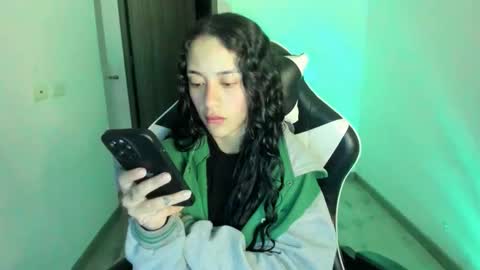 Snapshot of kaylie_xxx chatting on 02-03-26, 11:15 kaylie online show from 02-03-26, 11:15