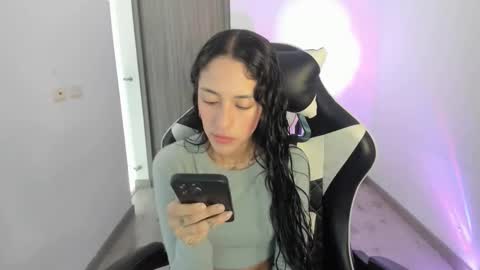 Snapshot of kaylie_xxx chatting on 02-04-26, 04:57 kaylie online show from 02-04-26, 04:57