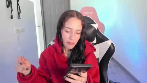 Snapshot of kaylie_xxx chatting on 02-17-26, 05:41 kaylie online show from 02-17-26, 05:41