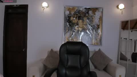 Kay online show from 06-30-26, 04:02