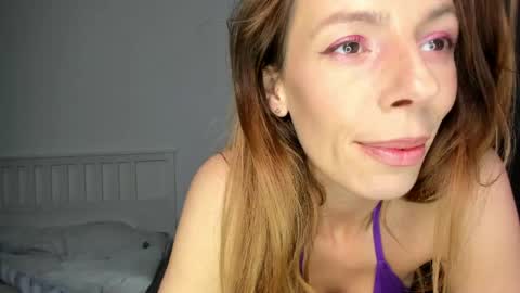 Snapshot of kayyrachyl chatting on 06-04-26, 01:50 kayyrachyl online show from 06-04-26, 01:50