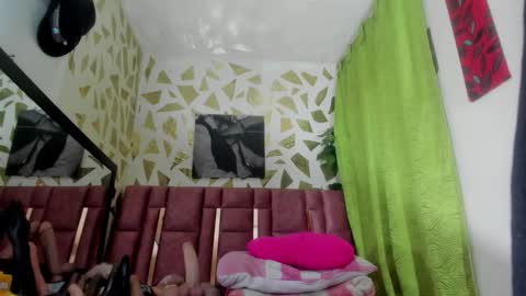 KAZSANDRAH online show from 11-24-25, 01:38