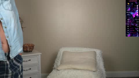 EliandKylie online show from 12-31-24, 07:31