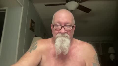 Snapshot of kcbace61760 chatting on 12-22-24, 01:23 kcbace61760 online show from 12-22-24, 01:23