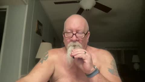 Snapshot of kcbace61760 chatting on 01-04-25, 01:21 kcbace61760 online show from 01-04-25, 01:21