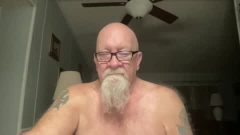 Snapshot of kcbace61760 chatting on 10-17-25, 12:47 kcbace61760 online show from 10-17-25, 12:47