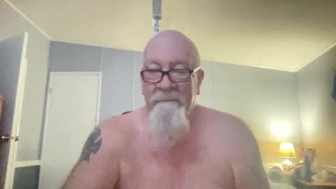 Snapshot of kcbace61760 chatting on 12-21-25, 05:25 kcbace61760 online show from 12-21-25, 05:25