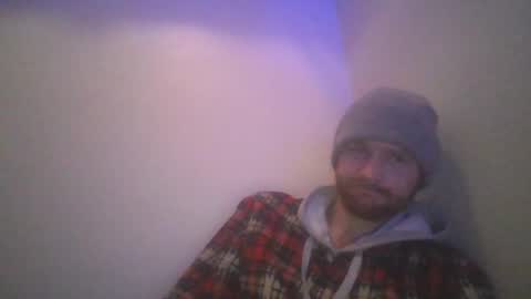 Snapshot of kdogluke chatting on 01-01-25, 08:35 kdogluke online show from 01-01-25, 08:35