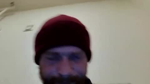 Snapshot of kdogluke chatting on 10-05-25, 09:18 kdogluke online show from 10-05-25, 09:18