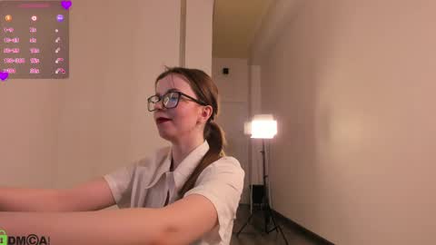 Kelly GMT 2 Su We Th Fr Sa   0300AM-09-00AM   online show from 04-14-26, 09:15