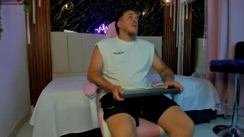 Keane online show from 04-17-26, 12:30