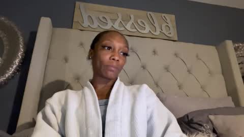 Snapshot of keephimcum69me chatting on 12-14-25, 10:42 Keephimcum69me online show from 12-14-25, 10:42