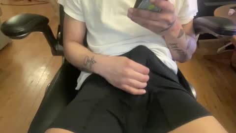 Keesey23 online show from 04-03-26, 03:26