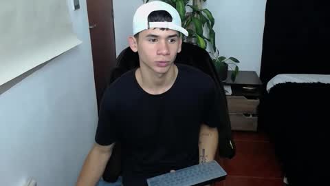 keibim_tubebe online show from 05-21-26, 04:08