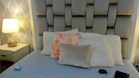 Keiira Fox online show from 04-17-26, 11:35