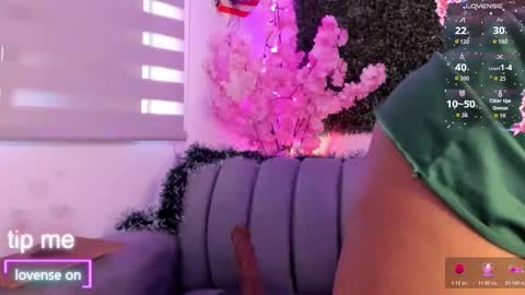 naty online show from 12-18-25, 01:39