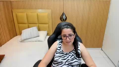 Snapshot of keilafranx chatting on 07-28-26, 07:39 KEILA online show from 07-28-26, 07:39