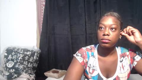 Snapshot of keilysofia chatting on 01-19-25, 05:26 Keili online show from 01-19-25, 05:26