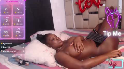 Snapshot of keilysofia chatting on 02-27-25, 06:50 Keili online show from 02-27-25, 06:50