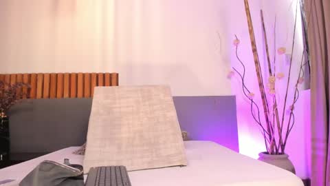 Keimy Wilde online show from 04-20-26, 06:20