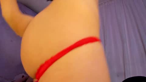 Snapshot of keira_angel_ chatting on 02-02-25, 06:26 Keira Angel online show from 02-02-25, 06:26