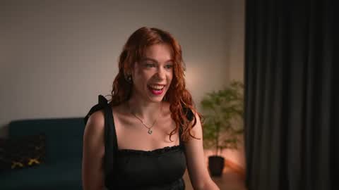 Snapshot of keira_knight chatting on 06-18-26, 07:40 keira_knight online show from 06-18-26, 07:40