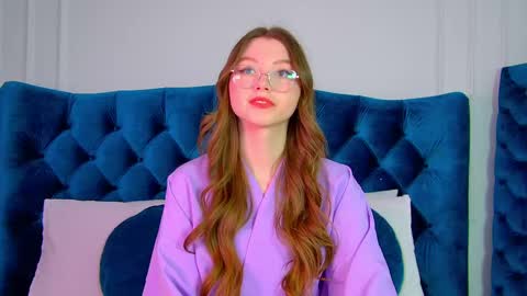 Keira online show from 02-25-25, 06:36