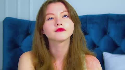 Keira online show from 09-17-25, 08:21