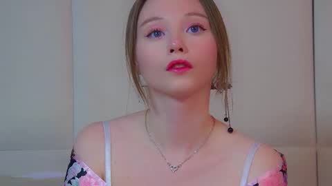 Keira online show from 03-15-26, 06:30