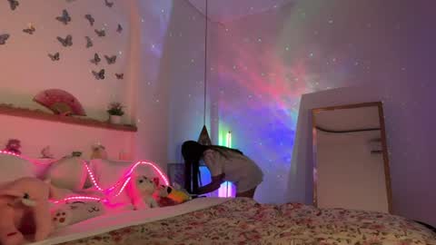 keira online show from 06-17-26, 12:13