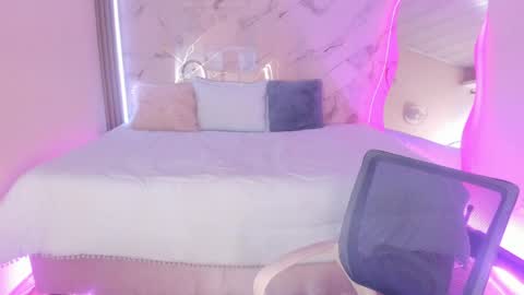 Keisy  online show from 04-04-26, 02:58