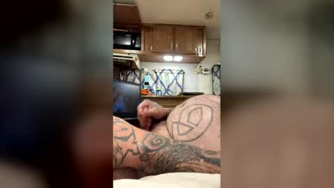 keithruppert06 online show from 04-10-26, 01:33