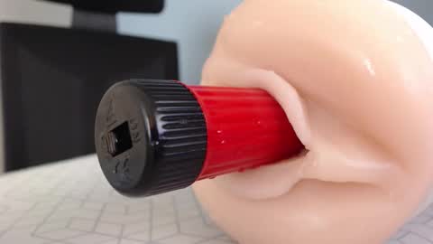 Snapshot of kekkje chatting on 11-11-25, 08:47 kekkje online show from 11-11-25, 08:47