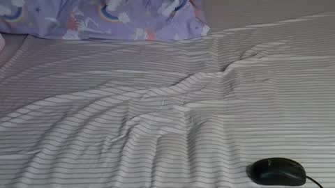 Snapshot of keleni1 chatting on 11-29-25, 12:19 keleni1 online show from 11-29-25, 12:19