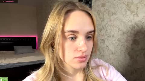 Sylvia online show from 11-10-25, 08:13