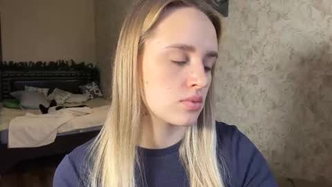 Sylvia online show from 12-18-25, 08:09