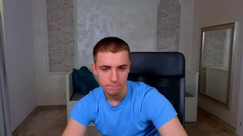 Snapshot of kellenwest chatting on 05-19-26, 04:41 KellenWest online show from 05-19-26, 04:41