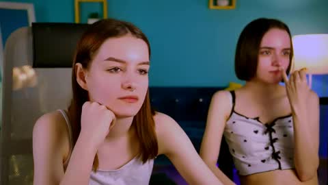 kelliebanshe online show from 04-21-26, 04:52