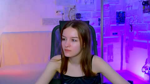 Snapshot of kelliebanshe chatting on 06-09-26, 04:24 kelliebanshe online show from 06-09-26, 04:24