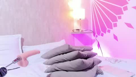 kelly_666 online show from 06-19-26, 03:27