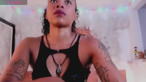 Snapshot of kelly__thomson chatting on 02-01-25, 07:23 kelly__thomson online show from 02-01-25, 07:23