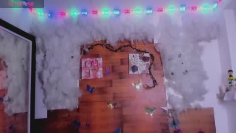 Snapshot of kelly__thomson chatting on 02-05-25, 03:55 kelly__thomson online show from 02-05-25, 03:55