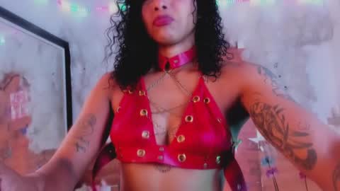 Snapshot of kelly__thomson chatting on 02-09-25, 05:33 kelly__thomson online show from 02-09-25, 05:33