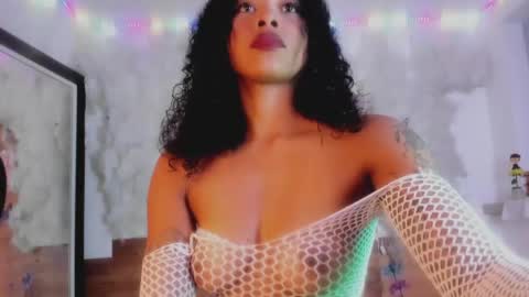 Snapshot of kelly__thomson chatting on 02-11-25, 09:46 kelly__thomson online show from 02-11-25, 09:46