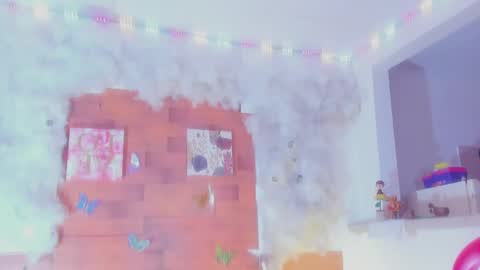 Snapshot of kelly__thomson chatting on 02-27-25, 03:05 kelly__thomson online show from 02-27-25, 03:05