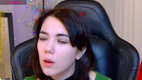 Kelly online show from 12-16-25, 09:47