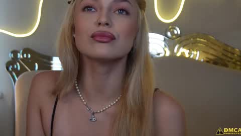 Kelly online show from 09-23-25, 05:21