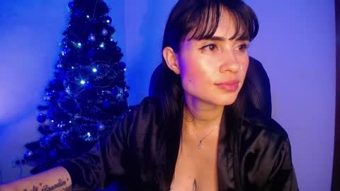 Snapshot of kelly_richardson1 chatting on 12-21-24, 04:41 elena online show from 12-21-24, 04:41
